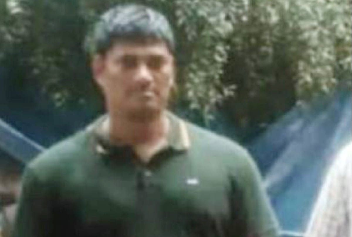 Agra Wanted Criminal Mukesh Thakur Encounter News: wanted criminal Mukesh Thakur killed in police encounter in Agra