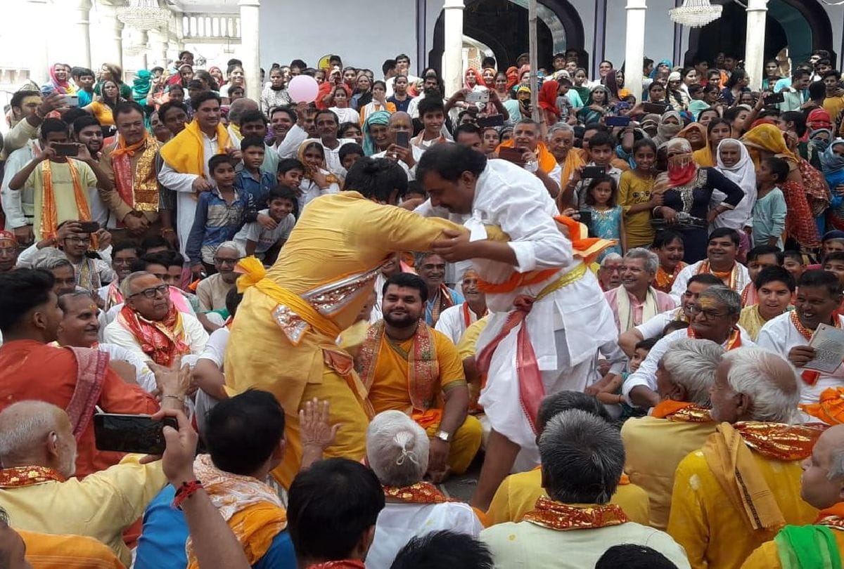 Krishna janmashtami Mathura: lord krishna birth celebrations in Nandgaon