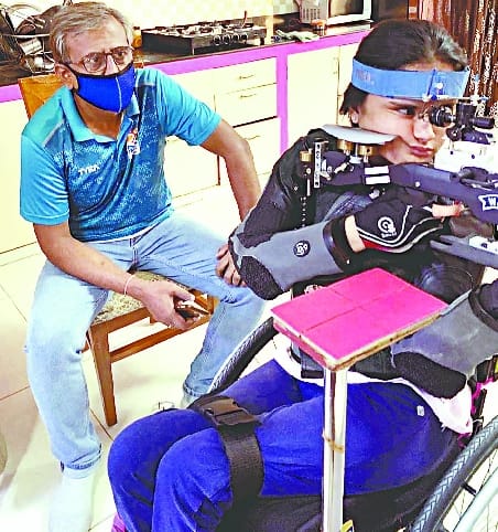 Guru's trust... took out the photo of the gold medal and wrote Avni