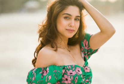 Bunty aur Babli 2 dubtant  Sharvari wagh elated to be the newest face of elle 18 after Ponds