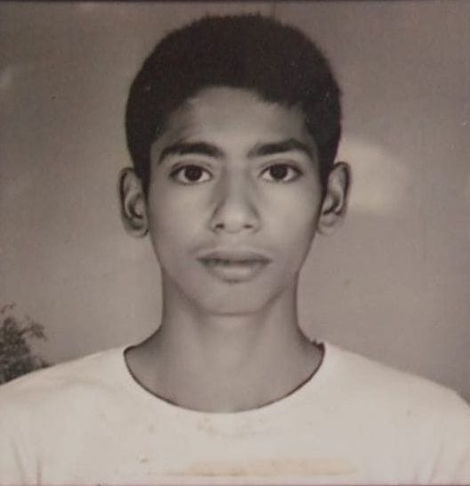 The only son who went to bathe in Yamuna with friends drowned, the search continues