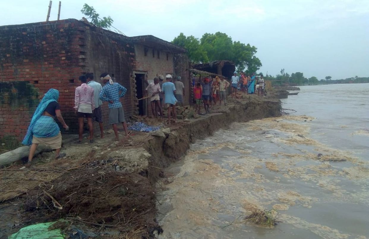 Eight more houses covered in Katan, main roads cut