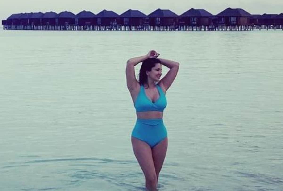 sunny leone enjoying family vacation in Maldives actress looks gorgeous in bikini
