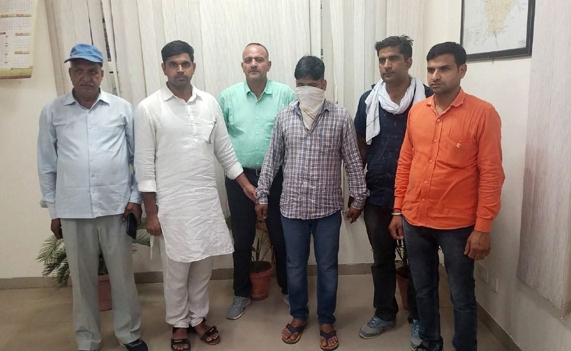 JE arrested for taking bribe in lieu of passing the bill for repair of cemetery