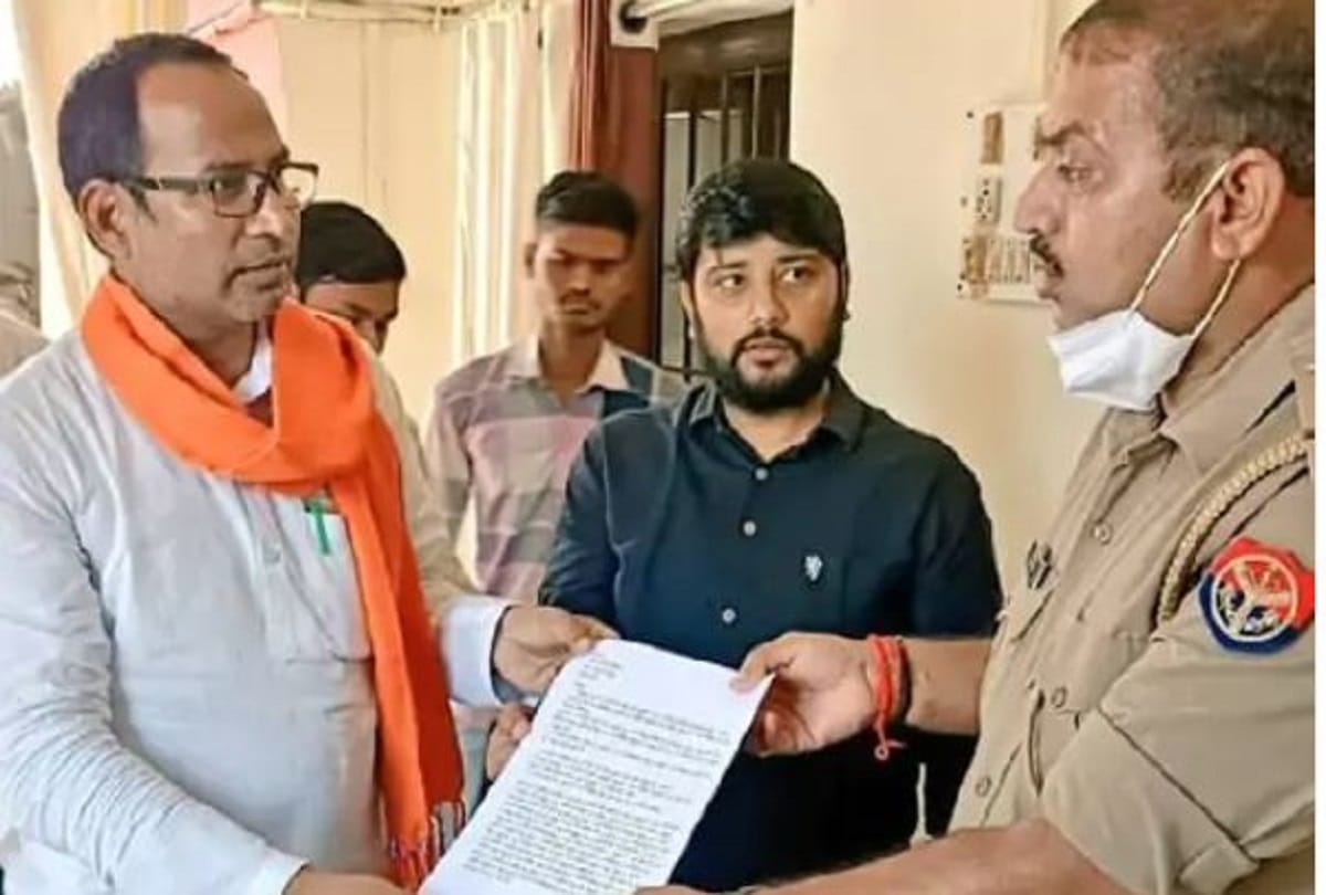 Tahrir against jammu kashmir former cm Mehbooba Mufti in Ghazipur for  Controversial statement BJP Minority Morcha leader said  action is necessary