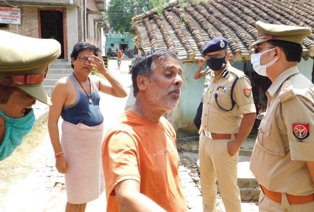Gorakhpur Student Kajal murder case update ADG increased amount of reward on accused