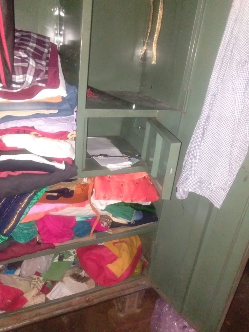 Thieves searched two houses in Gangapur