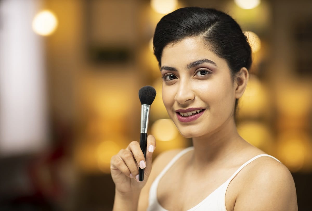 Beauty Tips Avoid 10 Common Makeup Mistakes that Ruin Your Perfect look