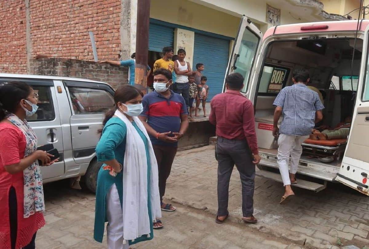 Fever Out Break In Firozabad Ad Heath Said Disease spread By Mosquitoes And Animals