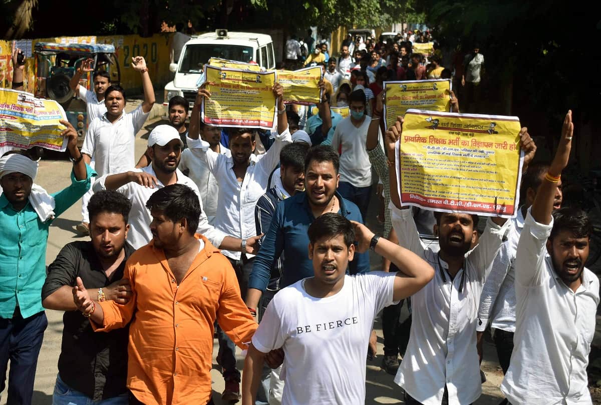 Prayagraj: Candidates demanding teacher recruitment clash with police