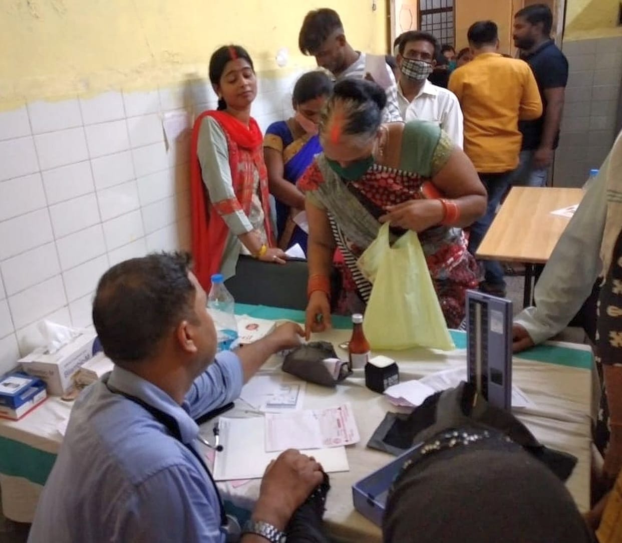patients increased in hospitals due to viral fever