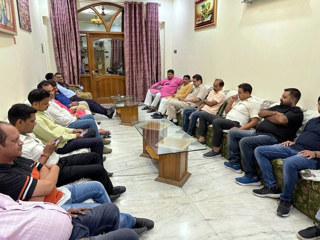'Police-administrative dictatorship not allowing procession'