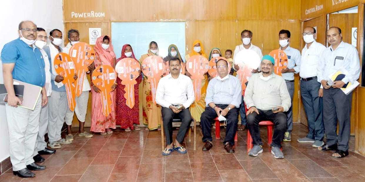 pm awas and cm awas scheme, home  distribution