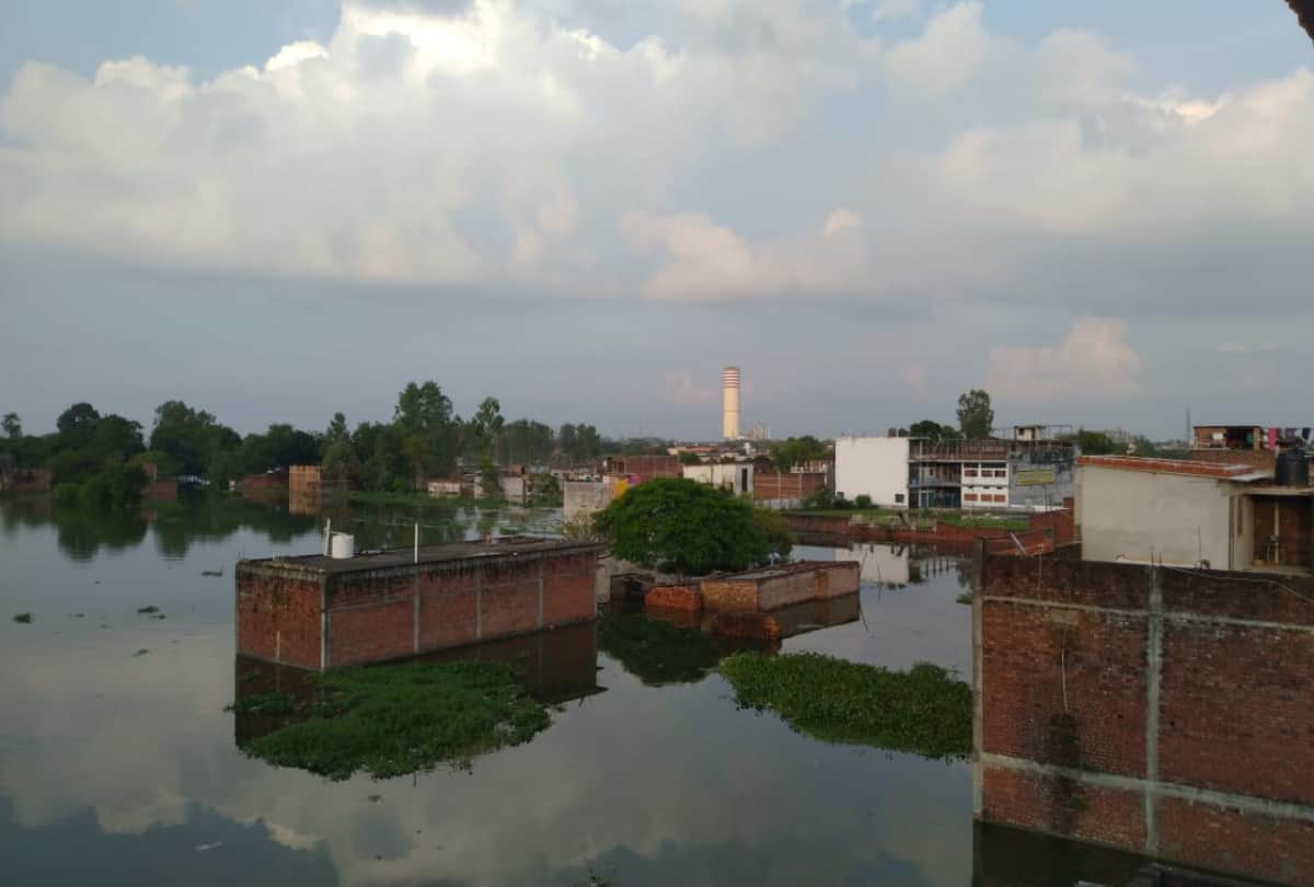 Hand pump and boring throwing water without running in gorakhpur