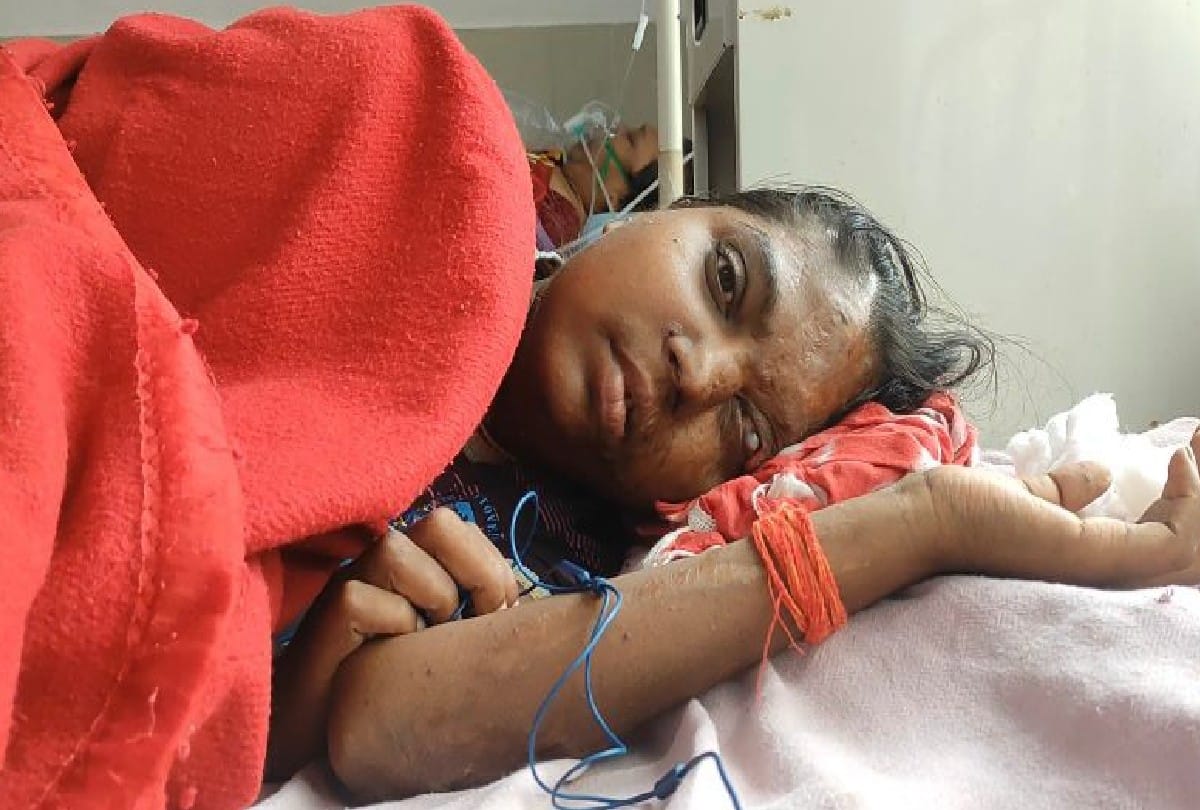 Actress Deepika Padukone Help Acid Attack Survivor Bala Special News