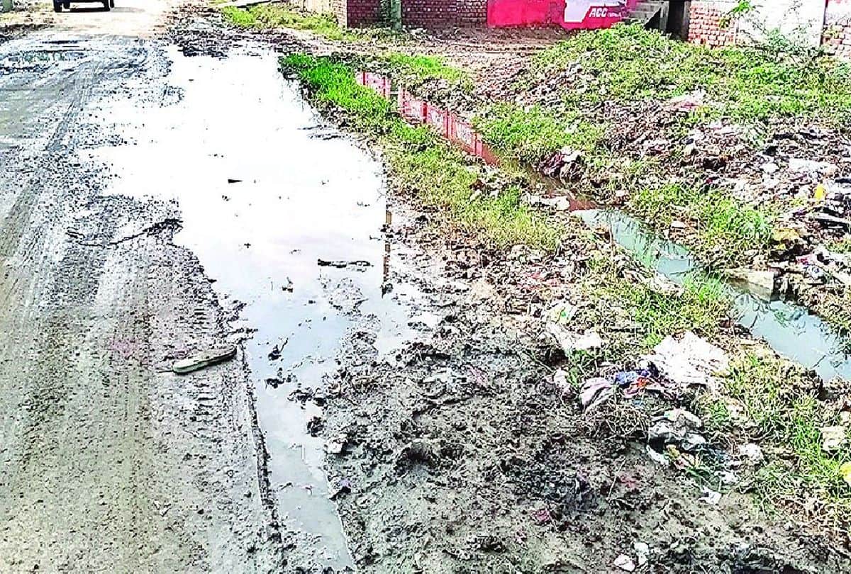 Fever Out Break Two Death In Mathura District Latest News