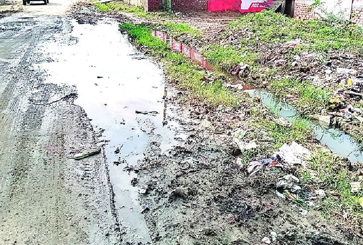 Fever Out Break Two Death In Mathura District Latest News