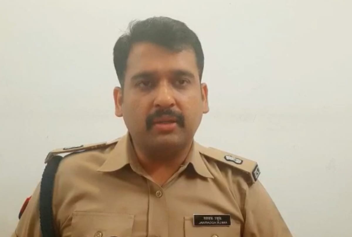 Greater noida three years ago husband killed wife two kids and friend decompose bodies in basement himself pretend dead now kasganj police arrested him