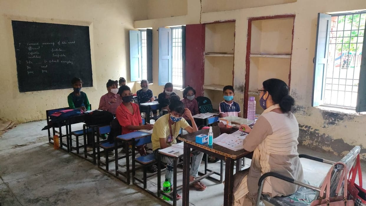 After 143 days, fourth and fifth students reached school, only 182 schools gave attendance report