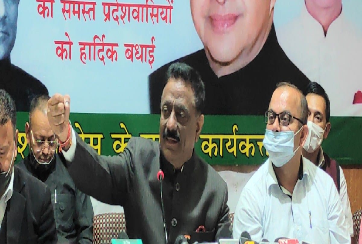 himachal congress president counter attack over mahender singh statement on apple issue
