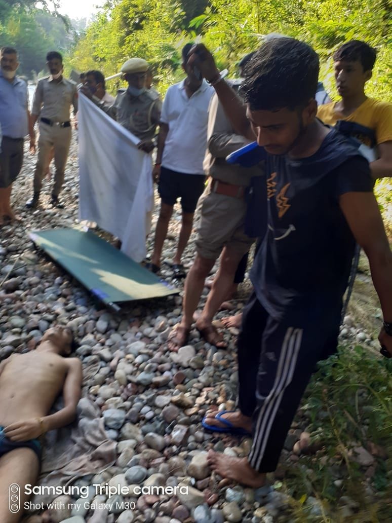 boy sank in river