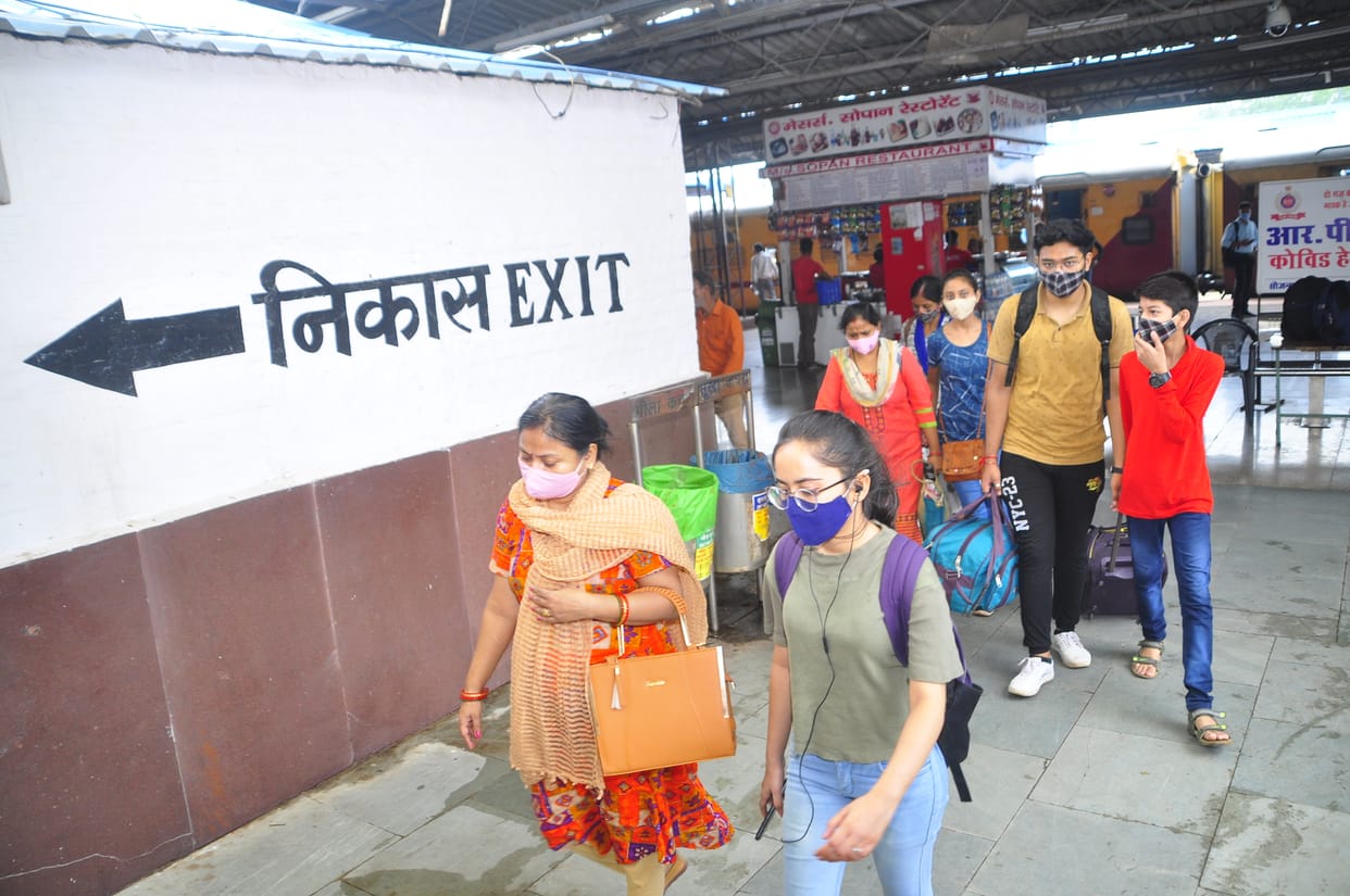 Negligence increased at railway station, stoppage ended