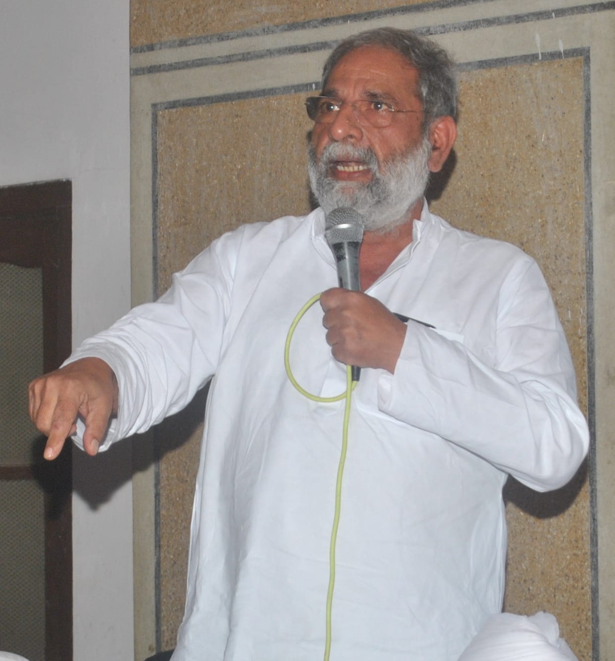 We are also guilty of voting for BJP: Naresh Tikait