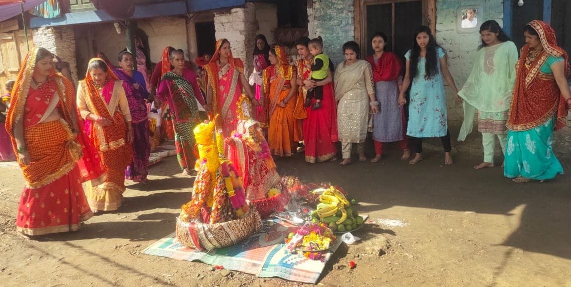 Farewell to Gaura-Mahesh in Gangnaula