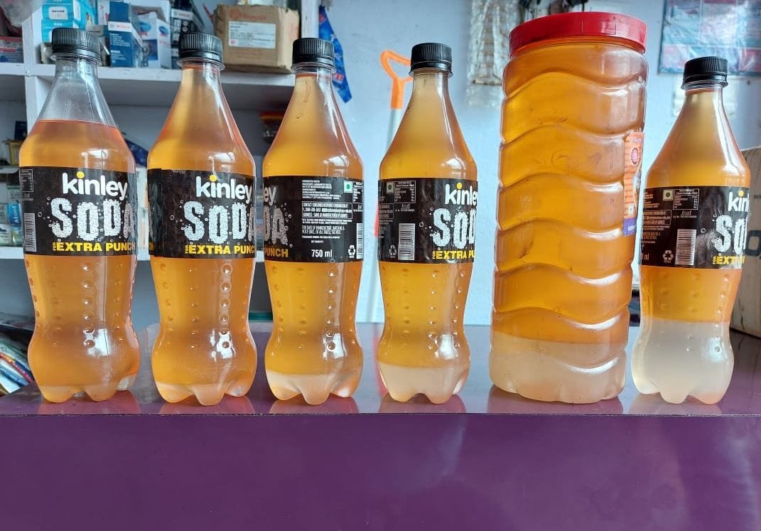 Allegation of adulteration of water in petrol, resentment among people