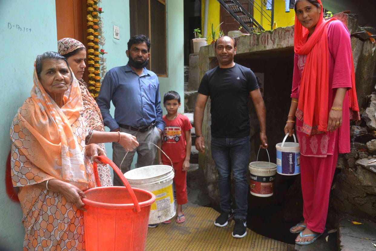 Residents in Solan ward 15 and 7 asked to supply water after six day atleast