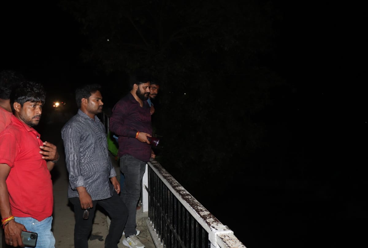 Boating stopped due to crocodile sighting again in Ramgarh Tal at Gorakhpur