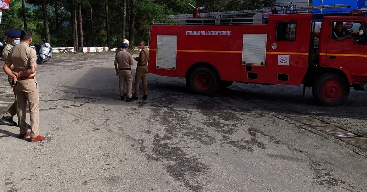 A child resident of Champawat ran the fire brigade and police in Srinagar throughout the day