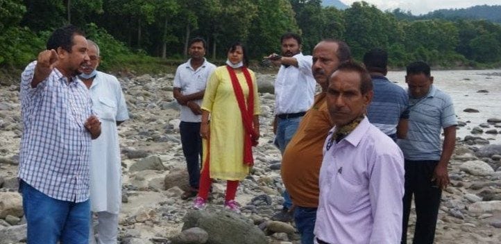 Embankment will be built on the banks of river Ravasan