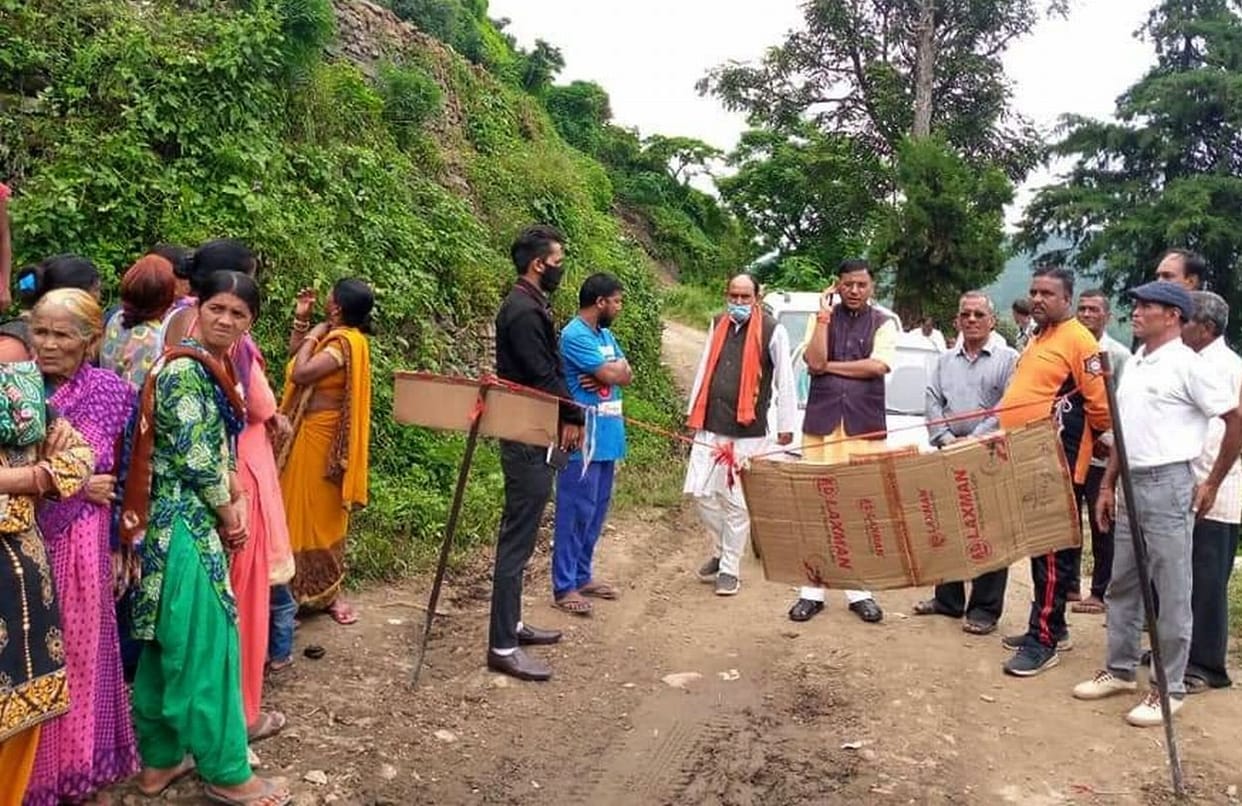 MLA Koli had to face the opposition of the villagers of Thar