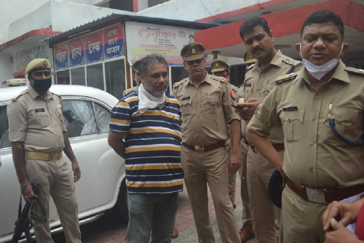 Bribe case in Sadar police station of Meerut: Head constable Manmohan cried a lot before going to jail