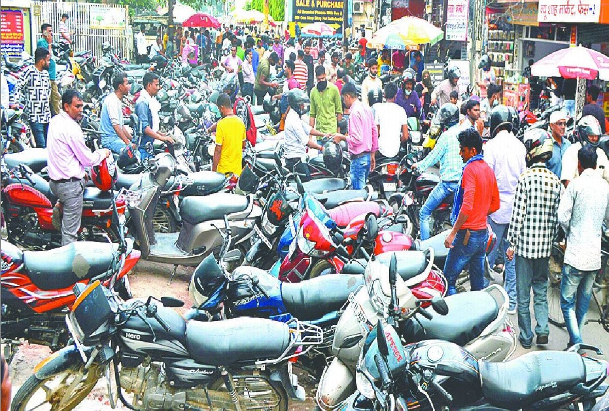 Agra Parking News: Illegal recovery in the name of parking in Agra