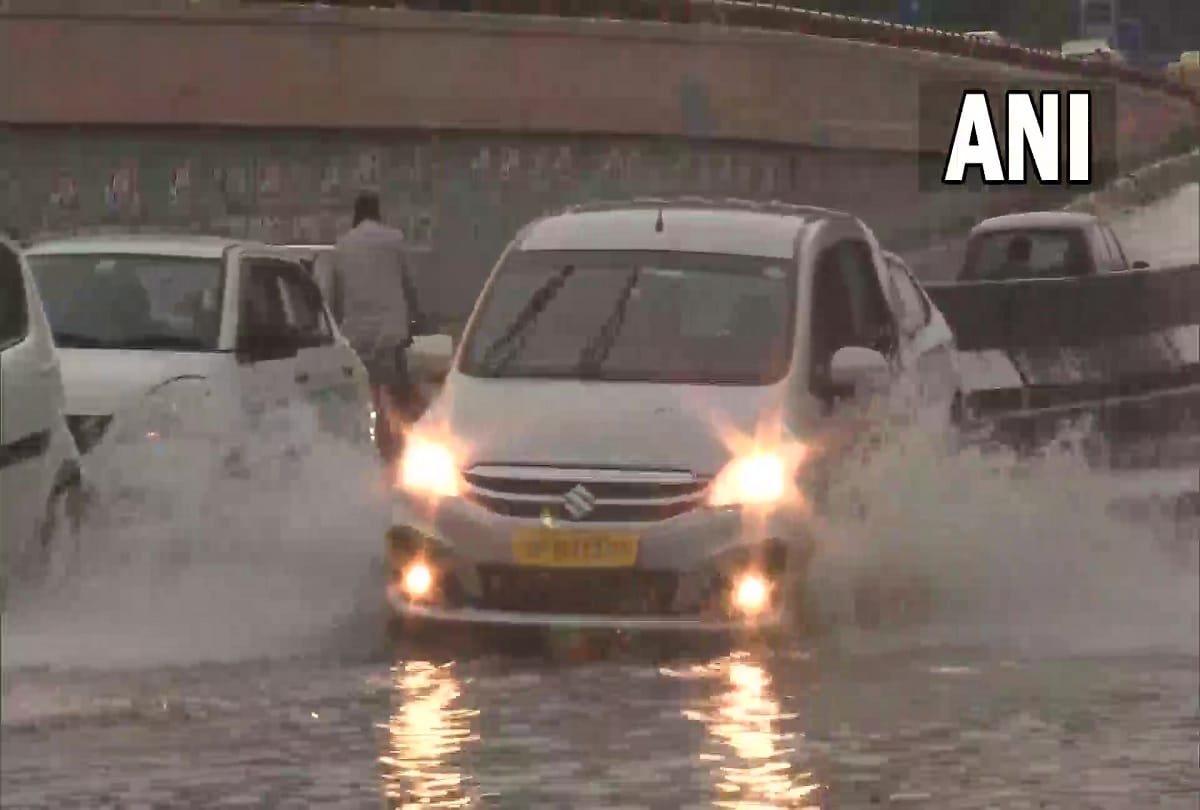 Live Updates Weather Delhi Gurugram Noida Faridabad Monsoon Heavy Rain Traffic Jam in NCR due to heavy rain