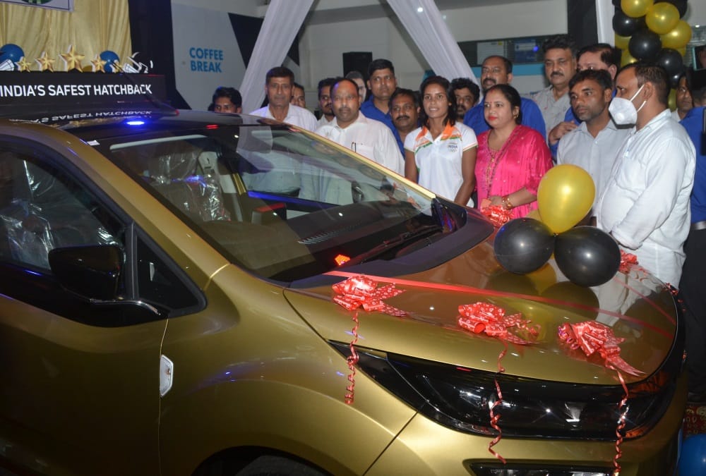 Roorkee news: Tata Motors Give Car to Indian women hockey player Vandana Kataria