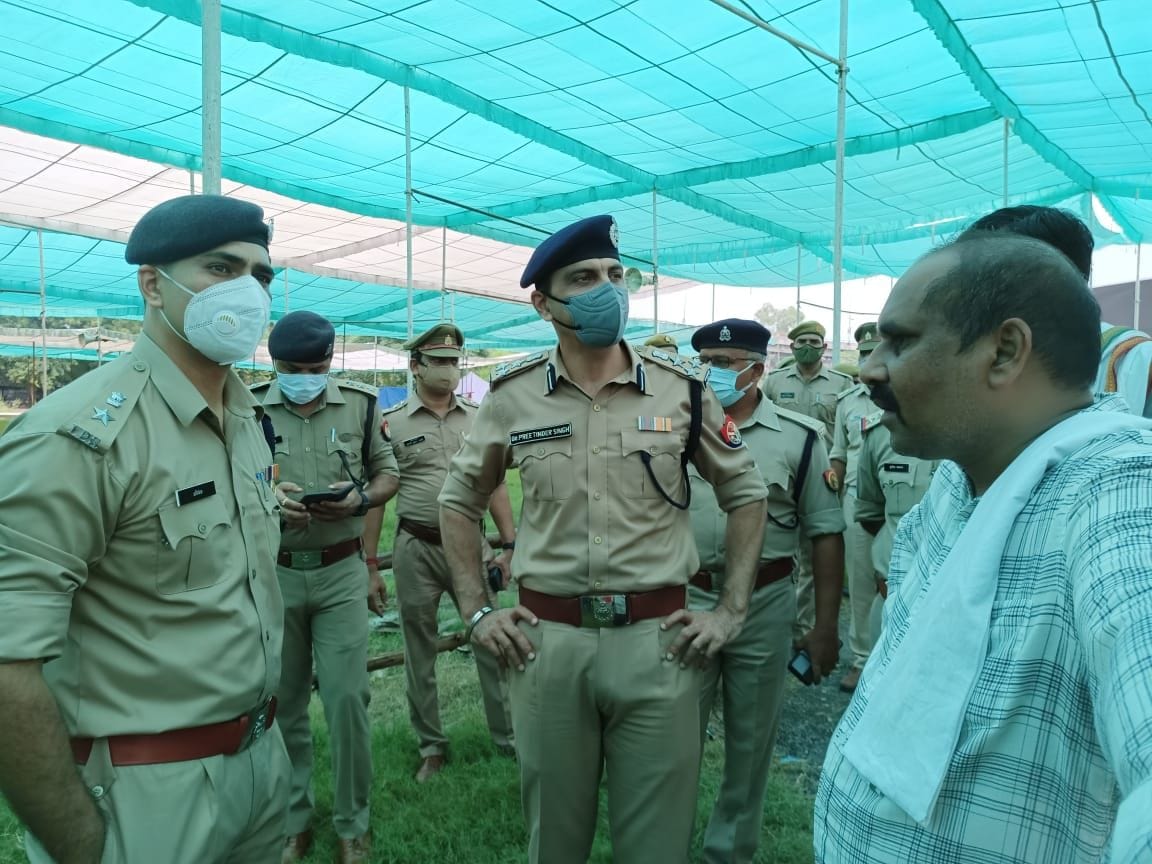 Women farmers will stay under police guard at safe places