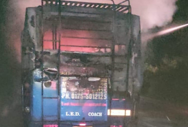 Two youths died in bus and bike collision in Fatehgarh sahib