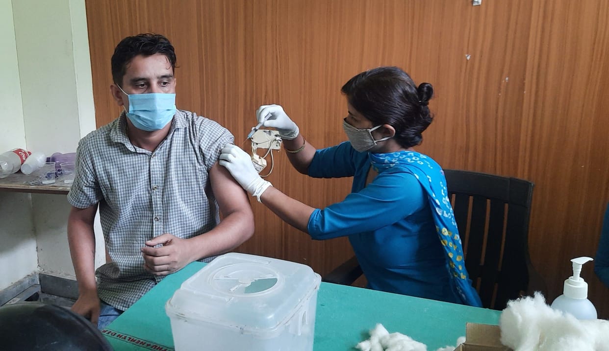 Today and tomorrow 30 thousand will be vaccinated at 151 centers