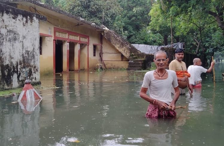 rapti water level stop
