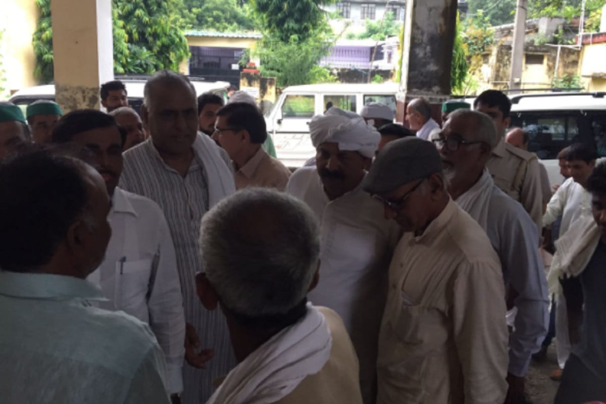 Baghpat News: Chaudhary Naresh Tikait said that BJP Party is against farmers and Praised RLD and SP