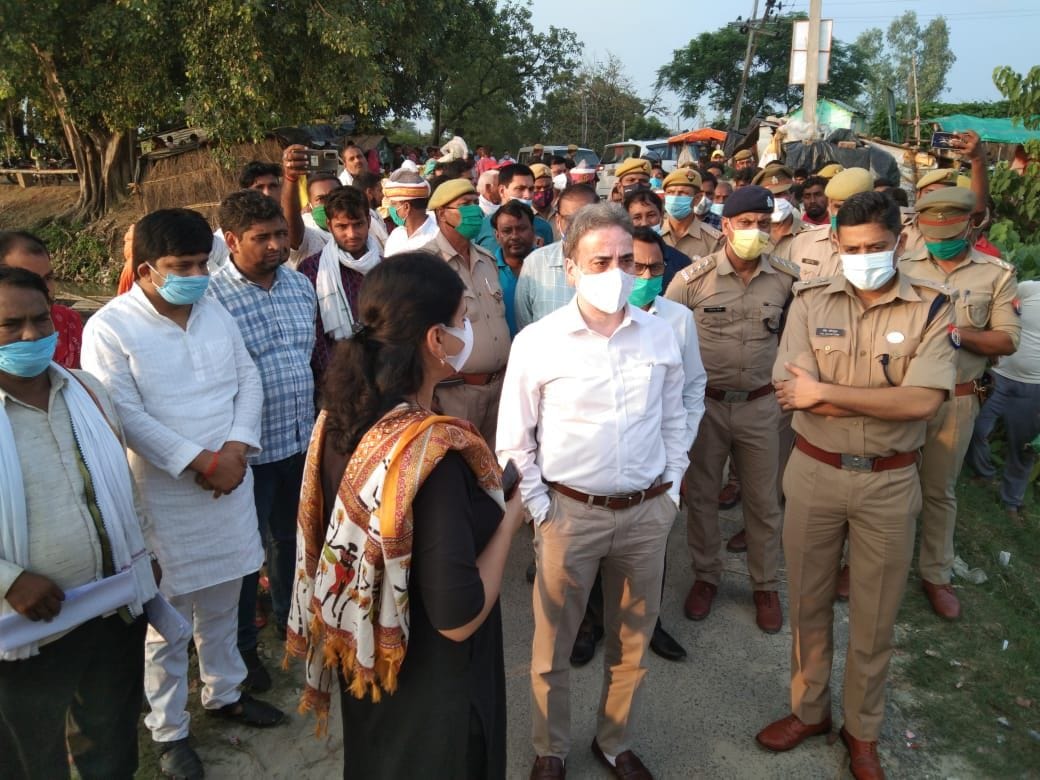 nodal officer met to flood affected  people