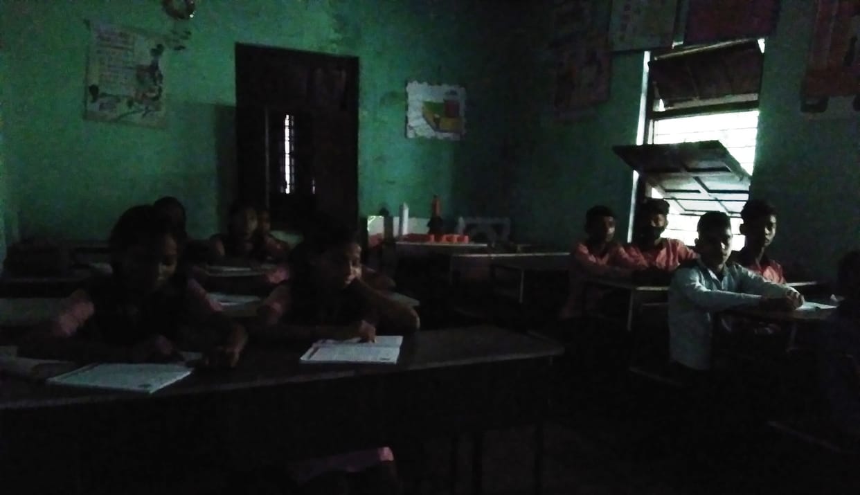 Electricity cut, children studying in the dark, water crisis too