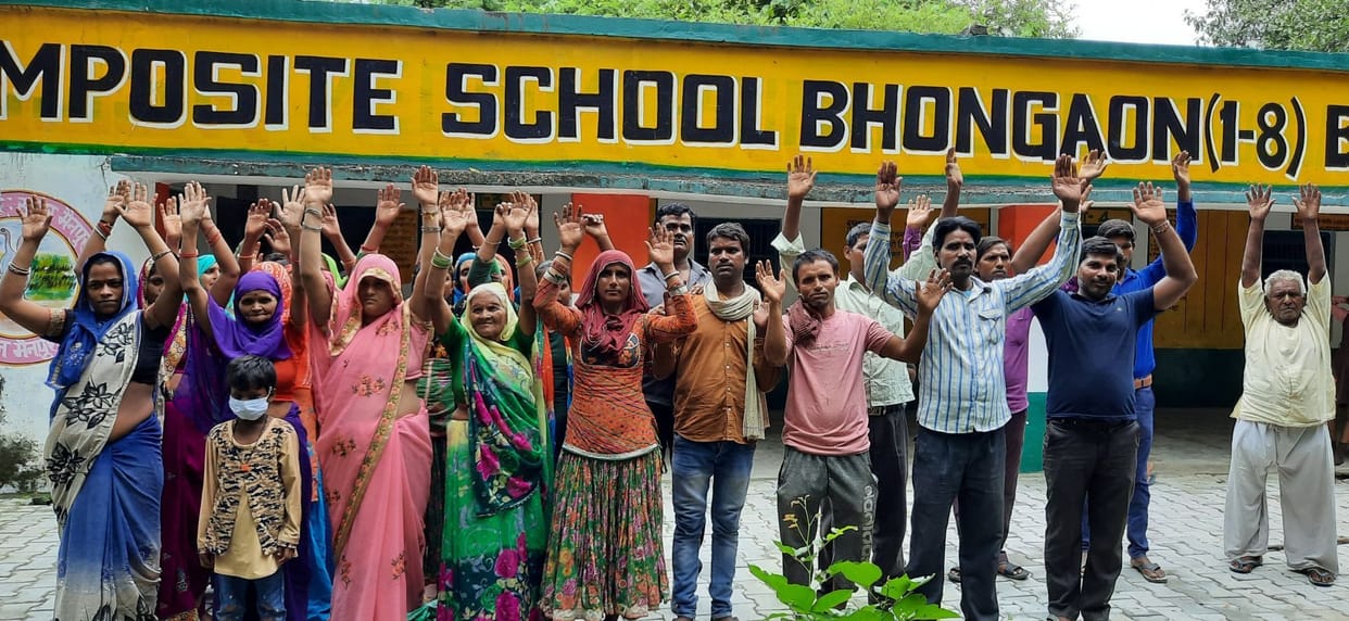 Parents demonstrated when MDM's money did not reach the account