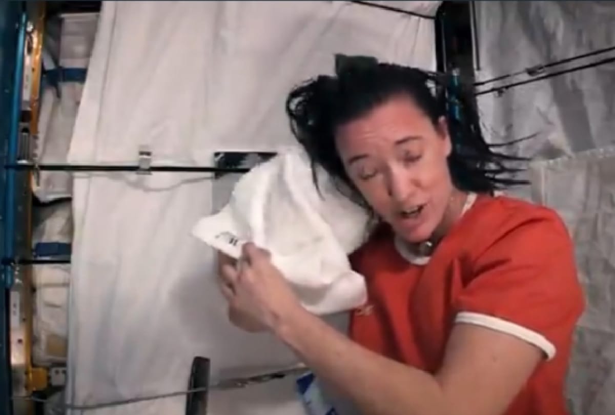 Nasa Astronaut Megan McArthur Shared her hair washing video from international space station see viral video