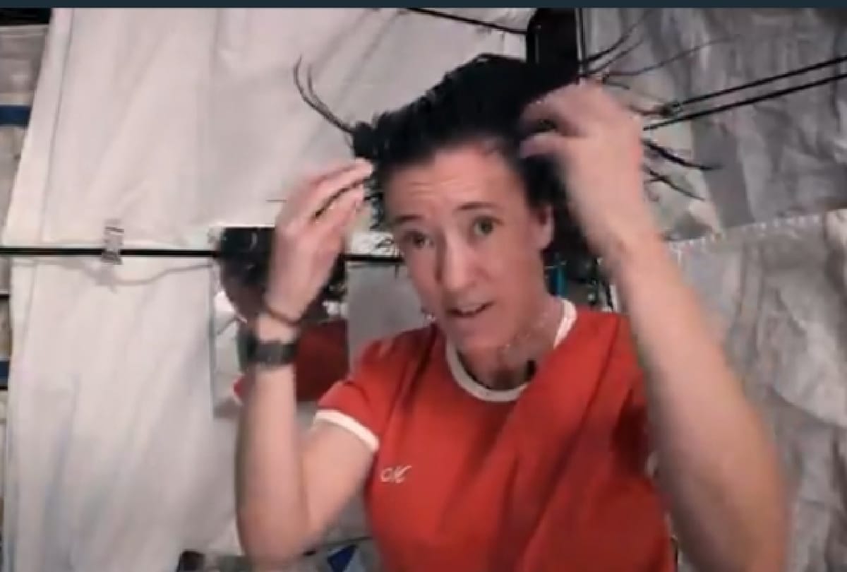 Nasa Astronaut Megan McArthur Shared her hair washing video from international space station see viral video