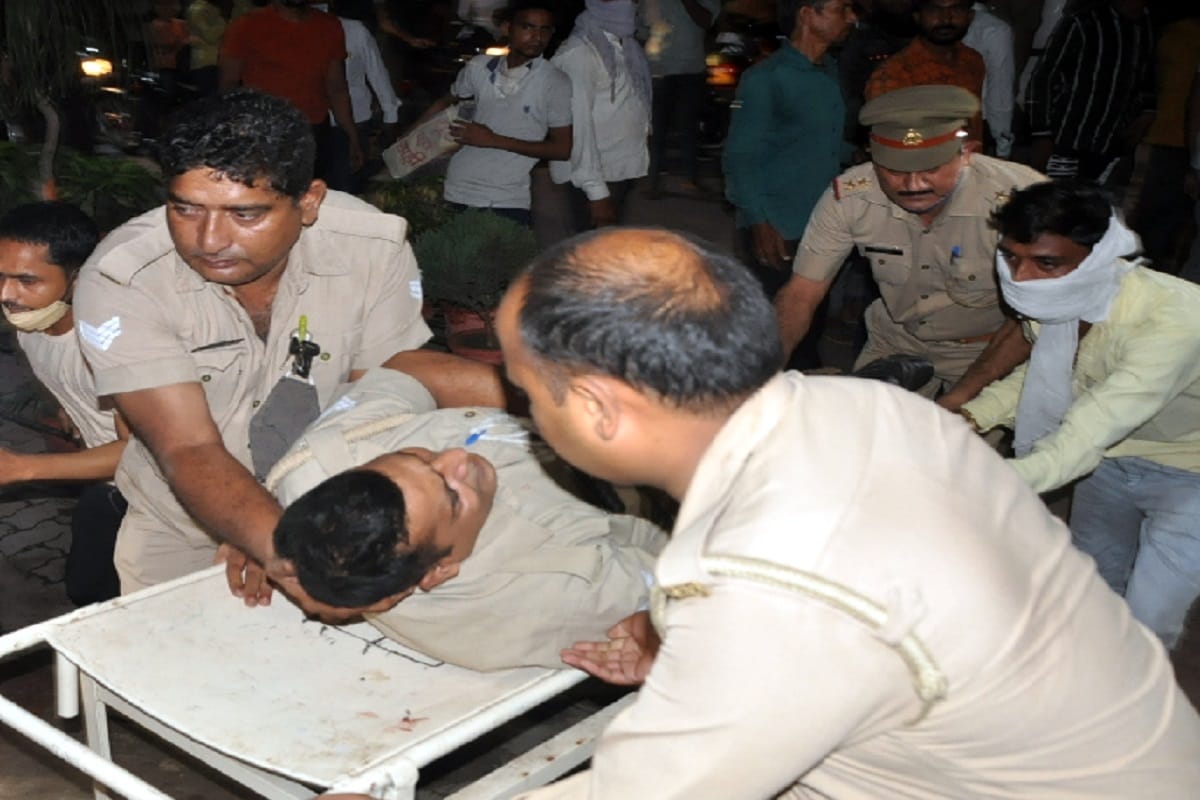 Accident in Muzaffarnagar: many policemen injured in road accident in the city