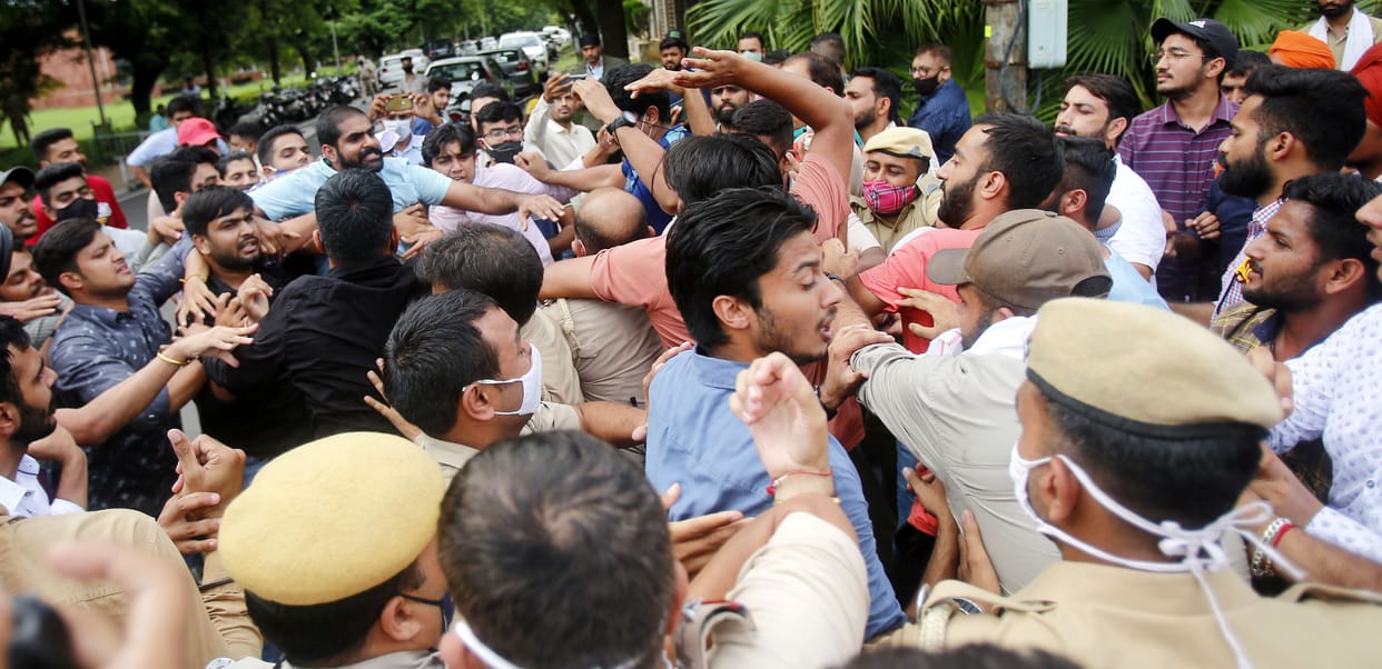ABVP and Left student organizations clash in PU, scuffle, fight